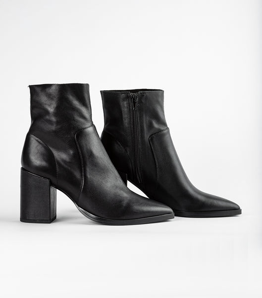 Tony Bianco Brazen Black Luxe 8.5cm アンクルブーツ 黒 | XJPGW58240