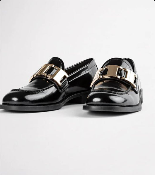 Tony Bianco Ruiz Black Hi Shine 2.5cm ローファー 黒 | SJPVO84012